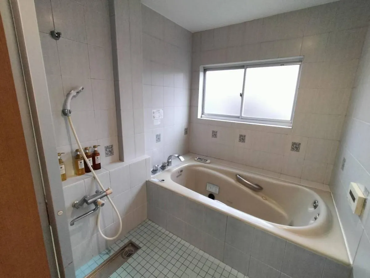 Nishi-Shinjuku 3Ldk Apartment Tokyo