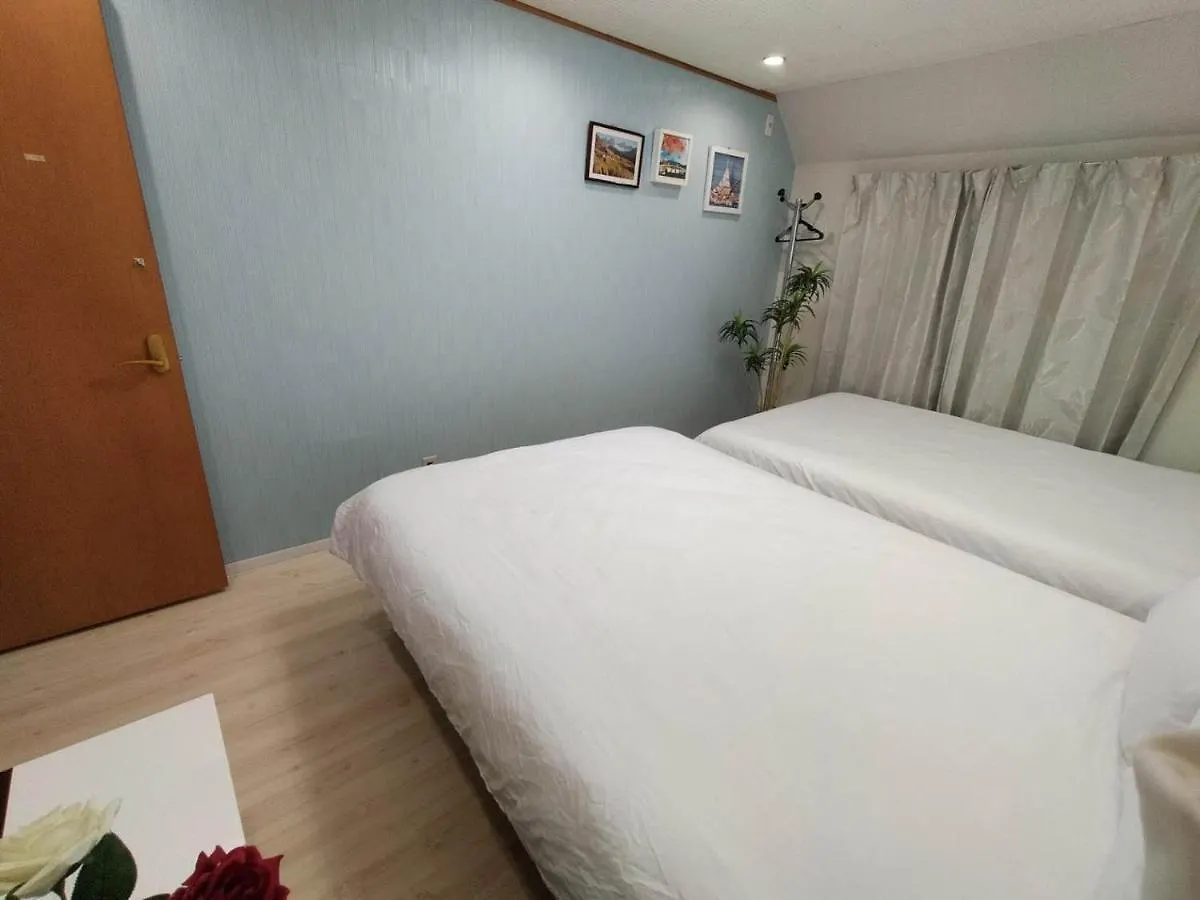 Nishi-Shinjuku 3Ldk Apartment Tokyo
